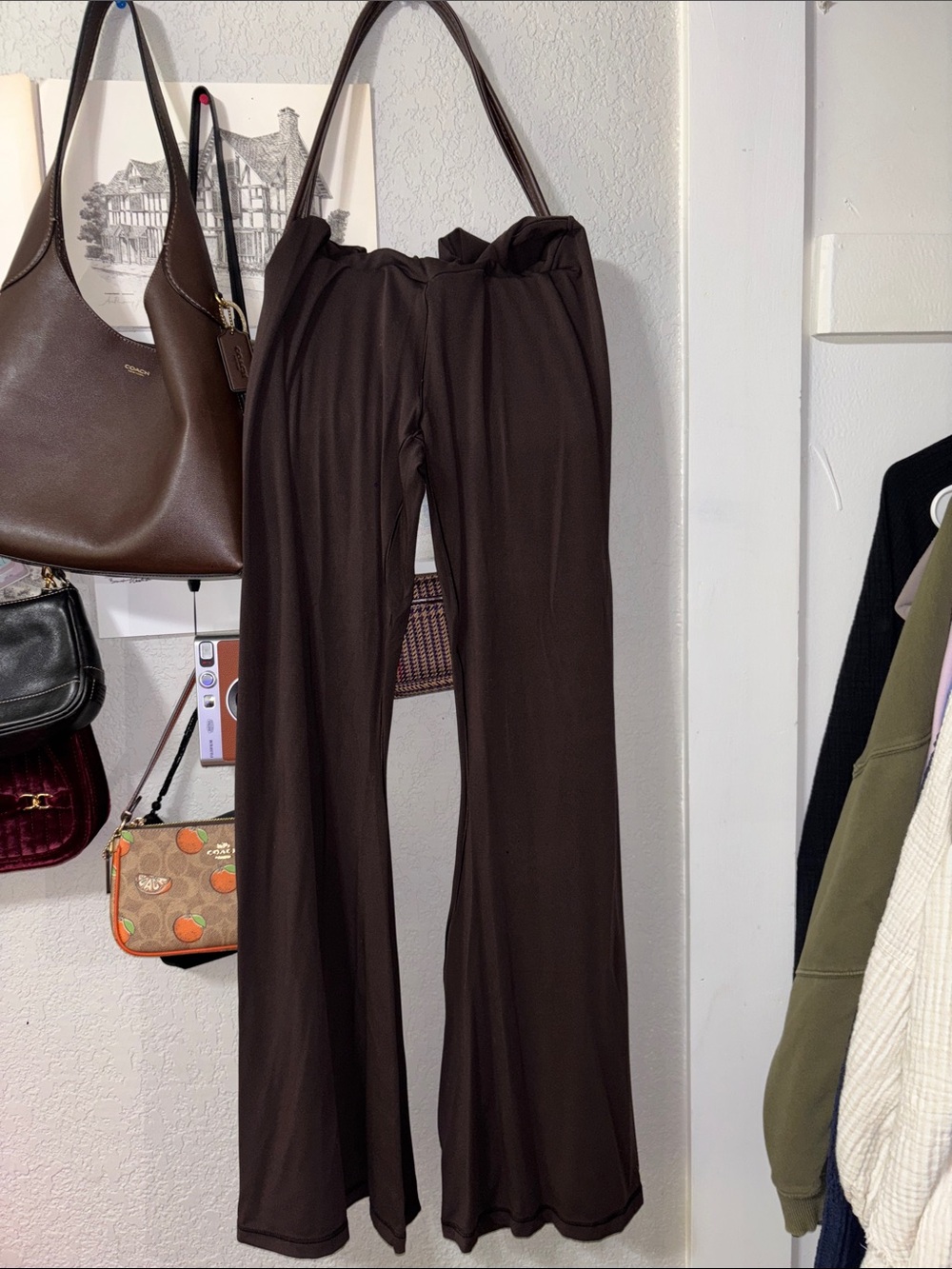High-Waist Wide-Leg Women’s leggings in Dark Brown